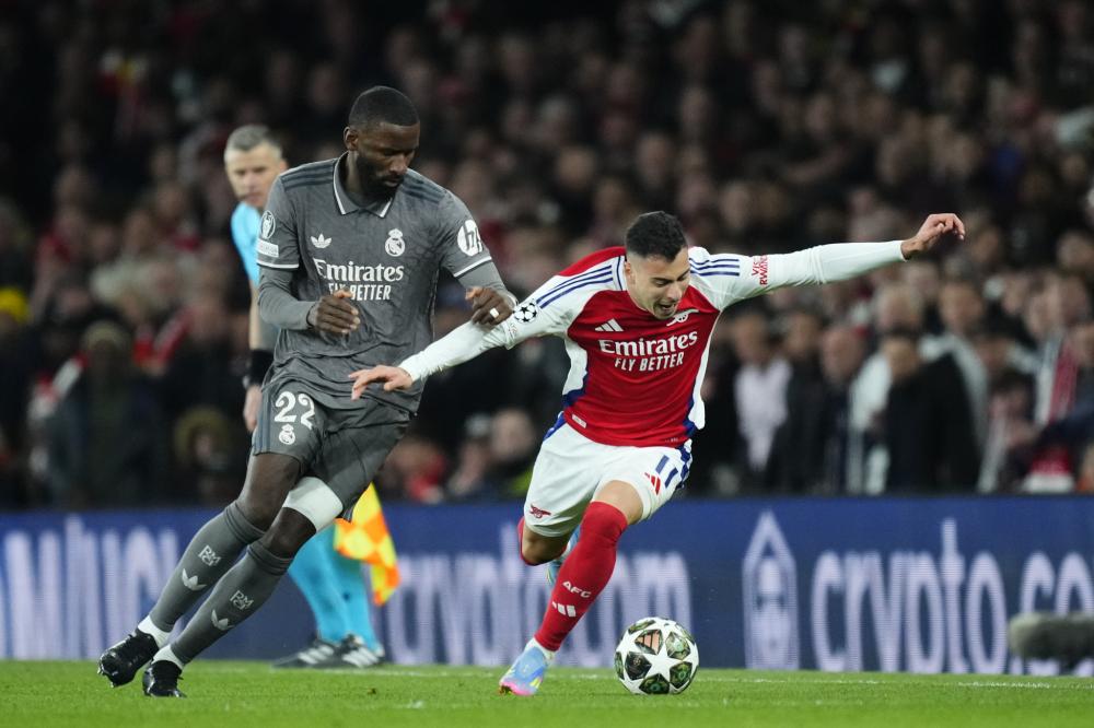 全能中场并 全能中场并