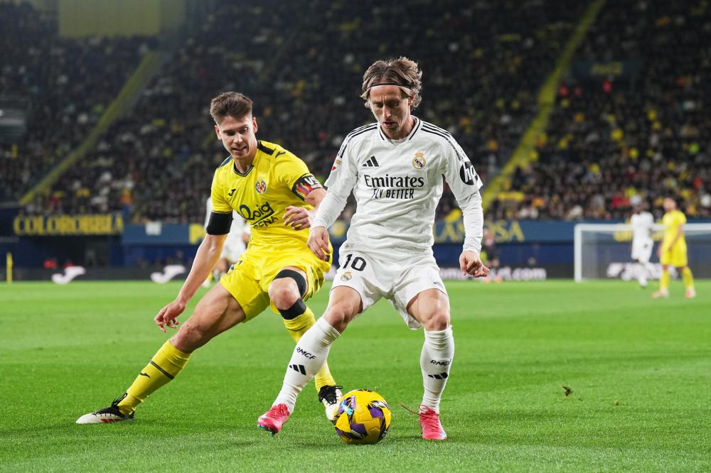 现为他赢得 现为他赢得