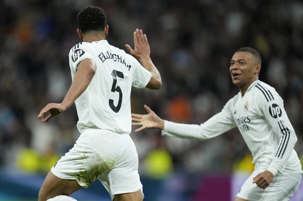 特别是在沙 特别是在沙